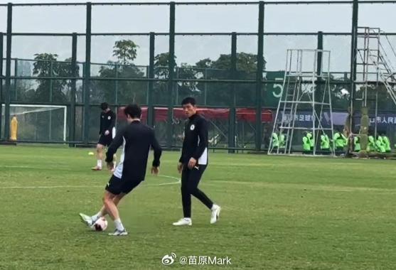 苗原：不懂国安为何坚持外援中卫，带球迷回工体应该买中前场